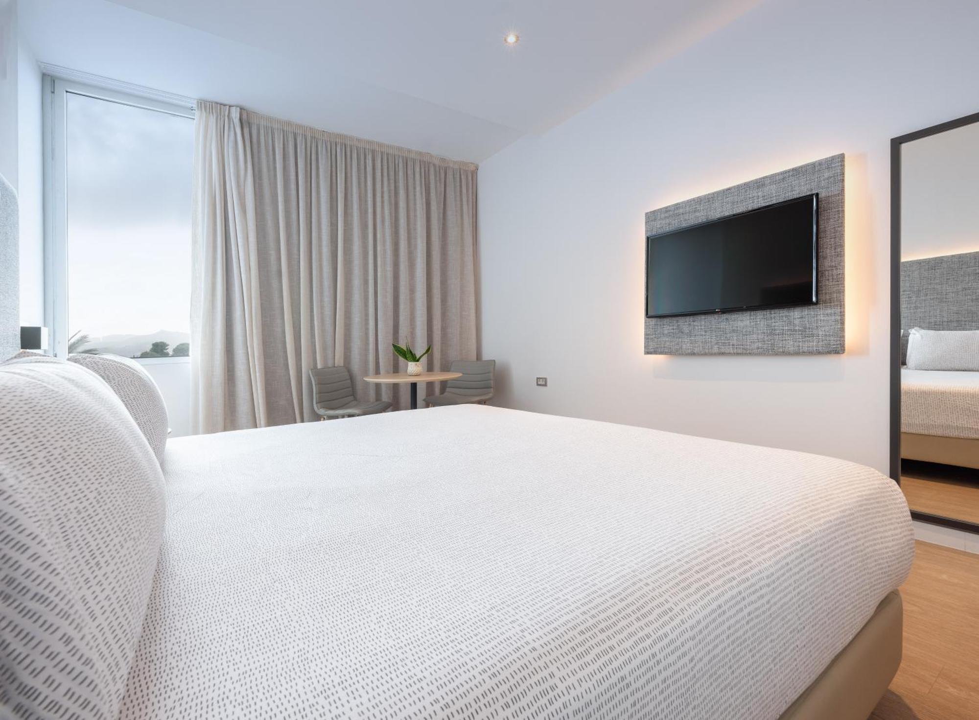Hotel Barcelona Aeropuerto, affiliated by Meliá El Prat de Llobregat Esterno foto