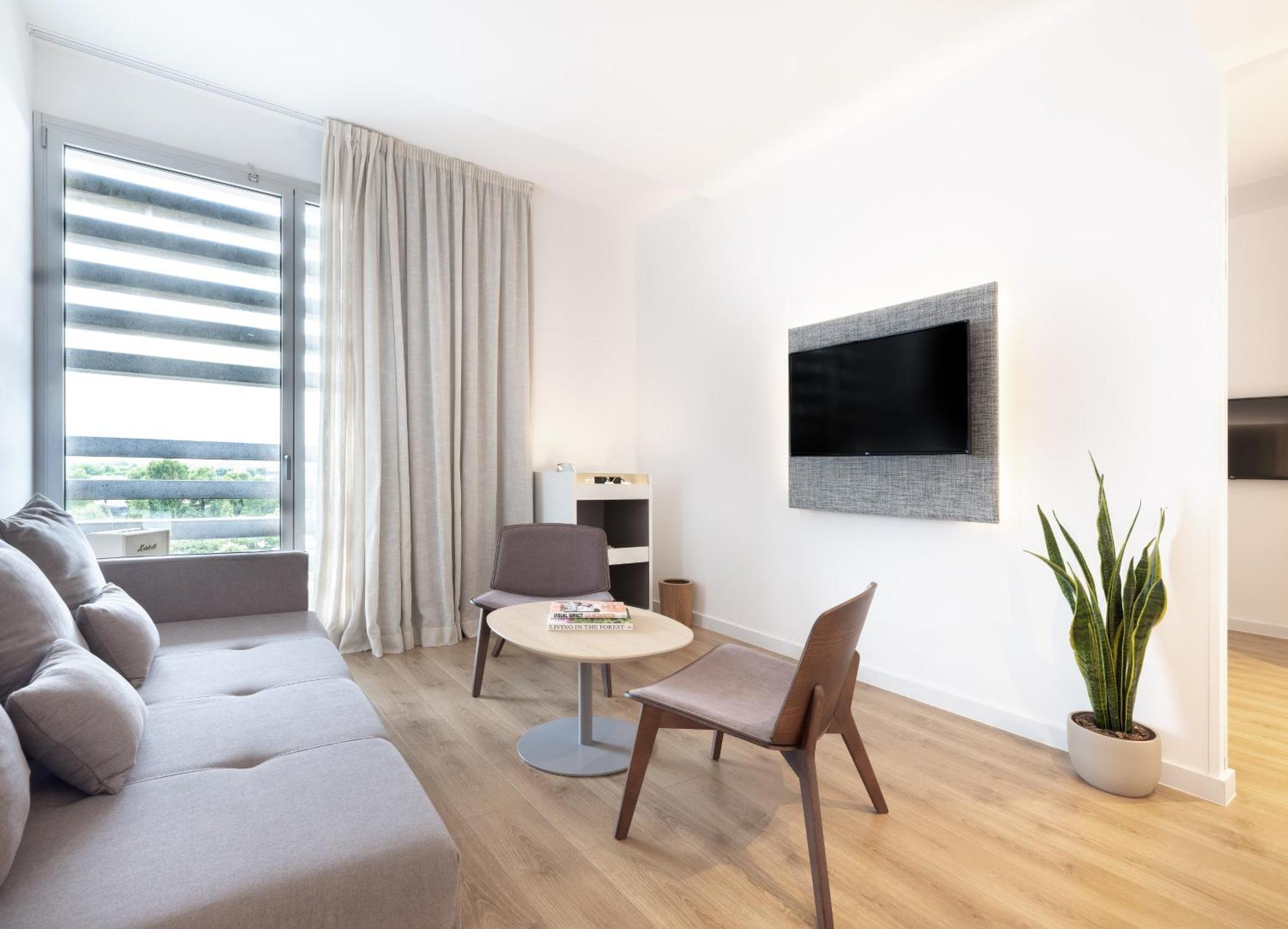 Hotel Barcelona Aeropuerto, affiliated by Meliá El Prat de Llobregat Esterno foto