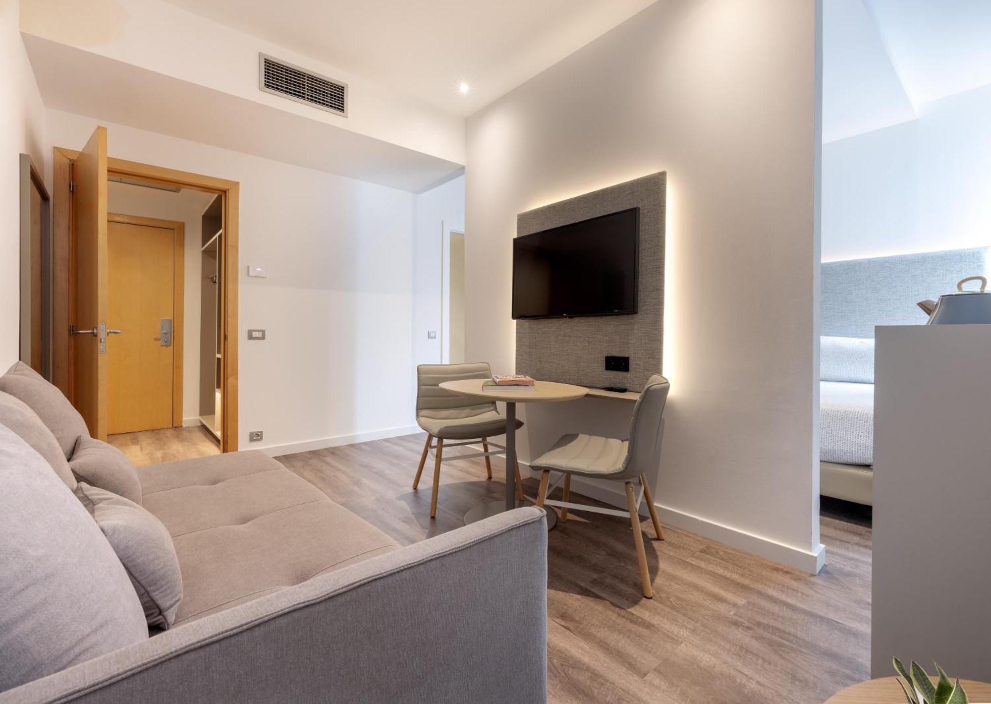 Hotel Barcelona Aeropuerto, affiliated by Meliá El Prat de Llobregat Esterno foto