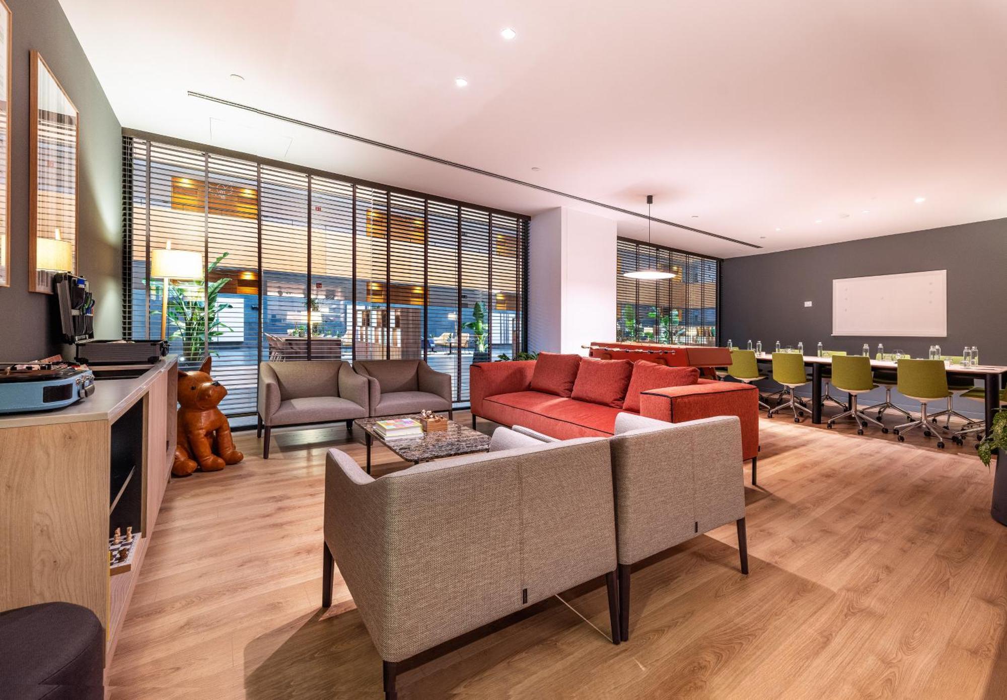 Hotel Barcelona Aeropuerto, affiliated by Meliá El Prat de Llobregat Esterno foto