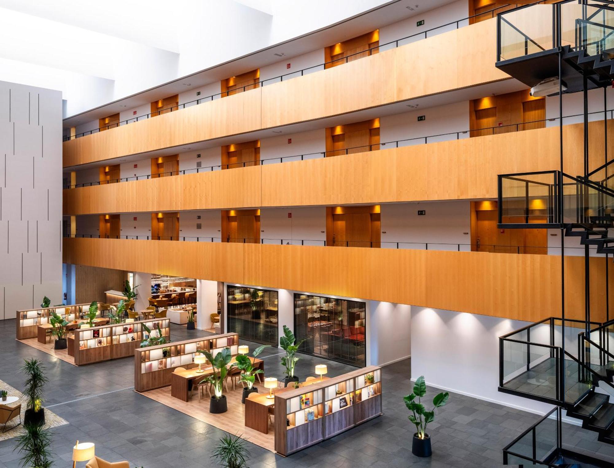 Hotel Barcelona Aeropuerto, affiliated by Meliá El Prat de Llobregat Esterno foto