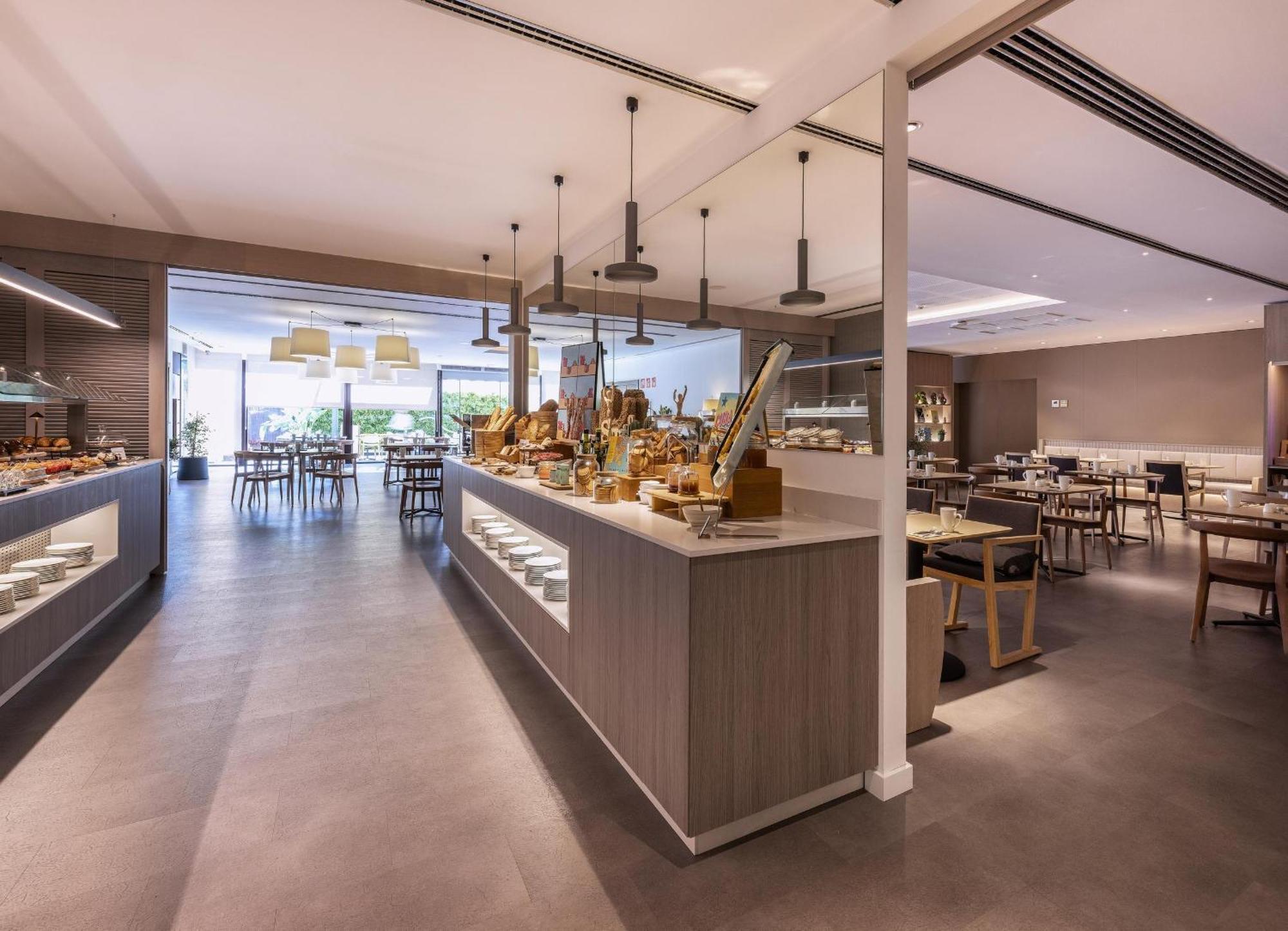 Hotel Barcelona Aeropuerto, affiliated by Meliá El Prat de Llobregat Esterno foto