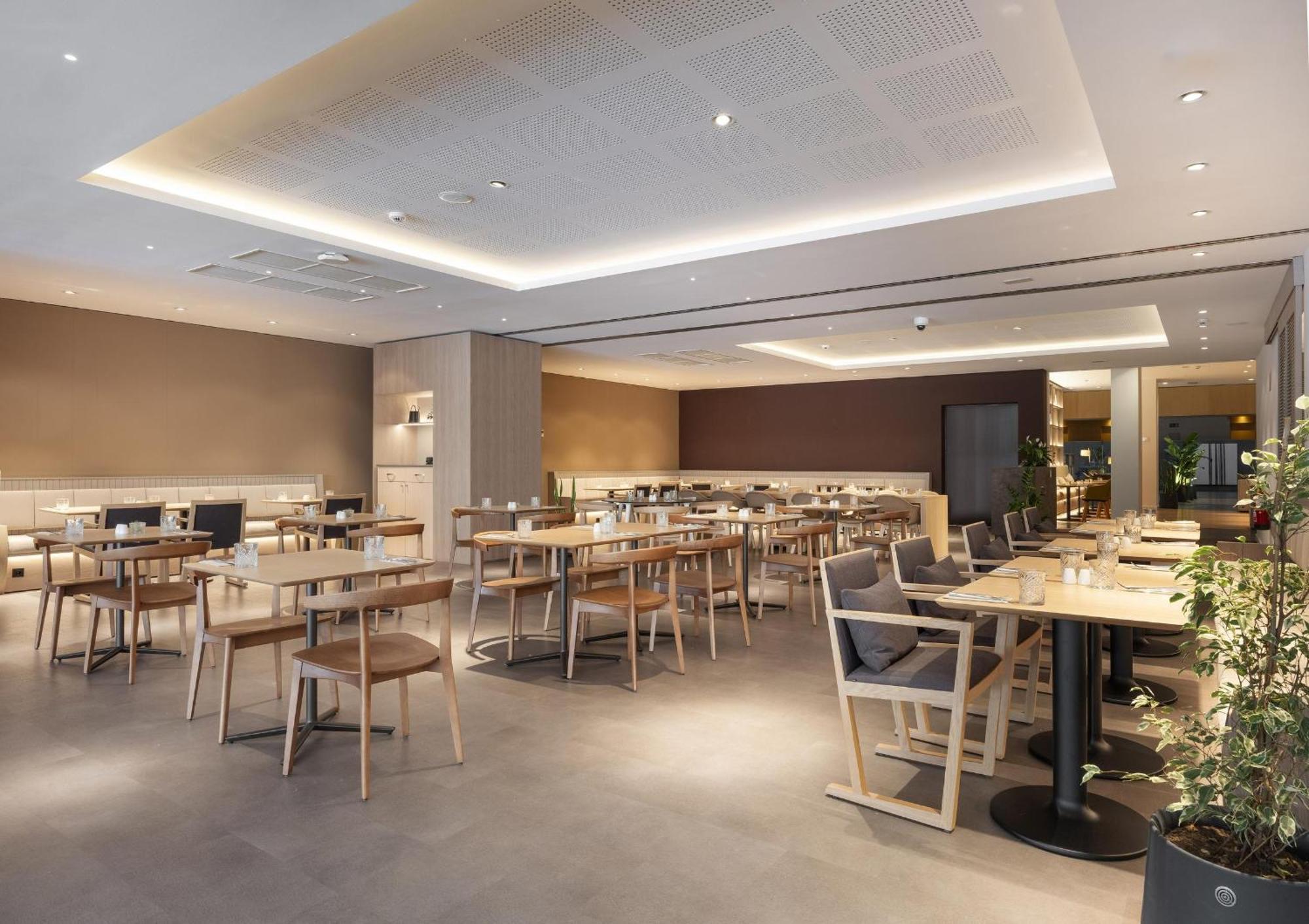Hotel Barcelona Aeropuerto, affiliated by Meliá El Prat de Llobregat Esterno foto