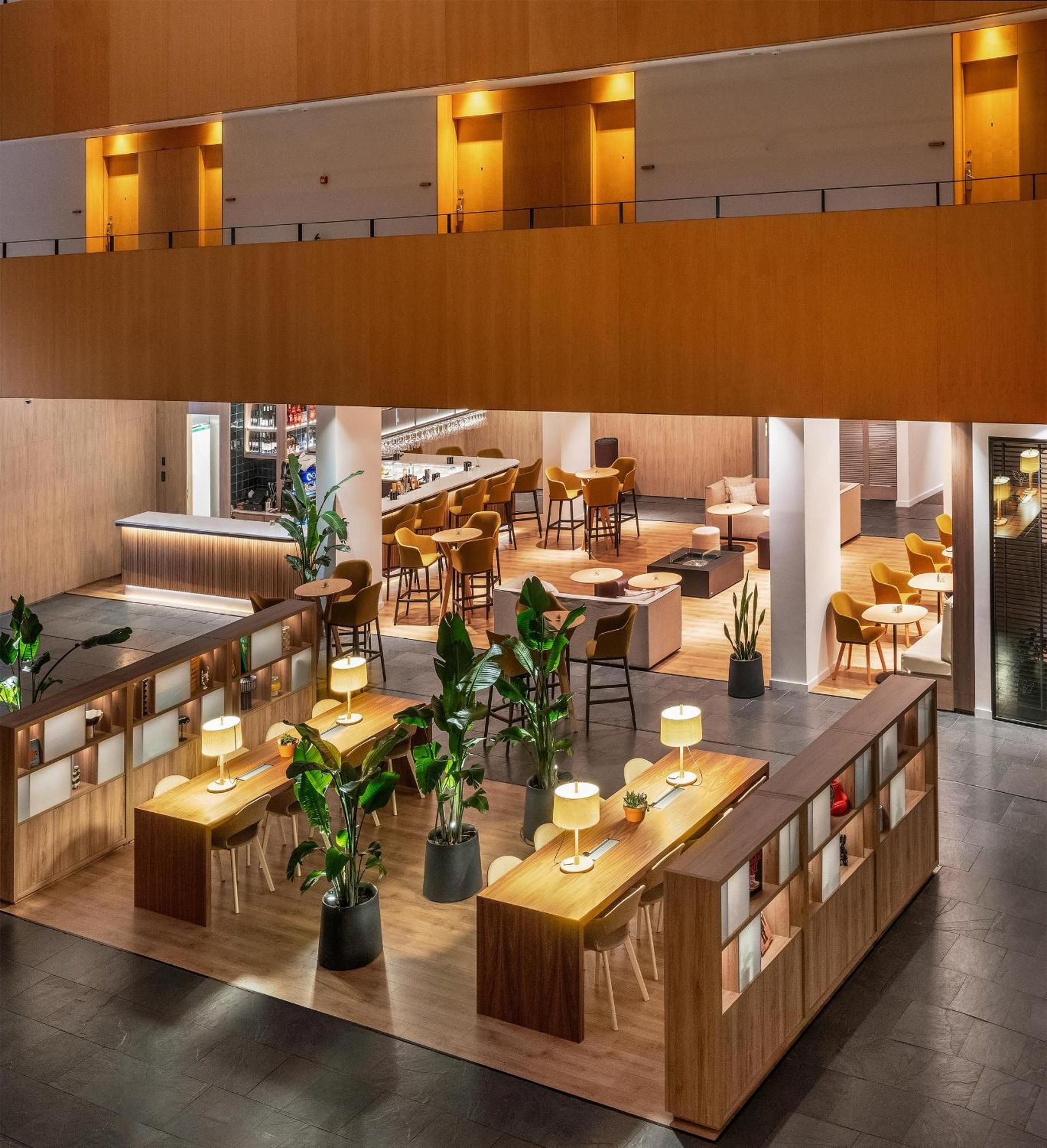 Hotel Barcelona Aeropuerto, affiliated by Meliá El Prat de Llobregat Esterno foto